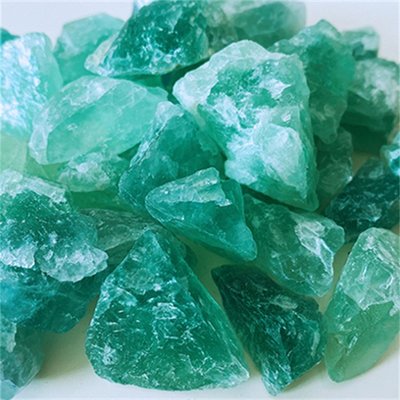 探尋自然瑰寶 從螢石原石到瑩晟礦產(chǎn)品的多元應(yīng)用